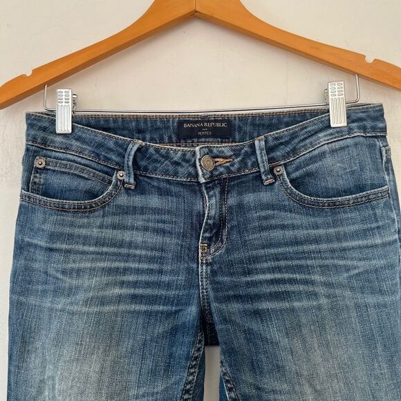 Banana Republic Petite Medium Wash Medium Rise Straight Leg Denim Jeans … - Picture 3 of 10